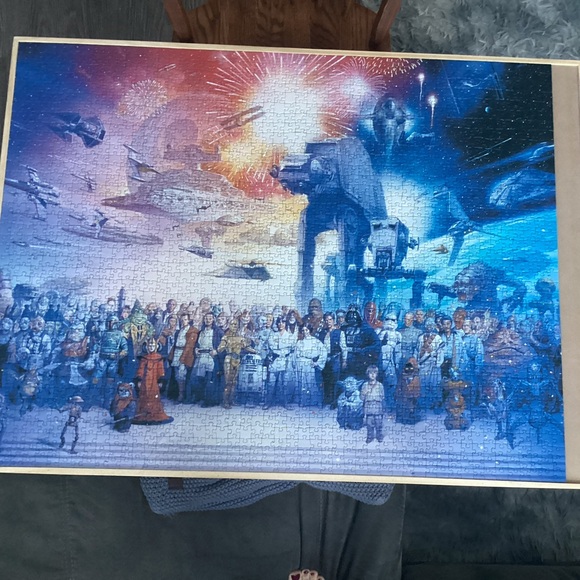 2000pc Puzzle - Picture 4 of 4